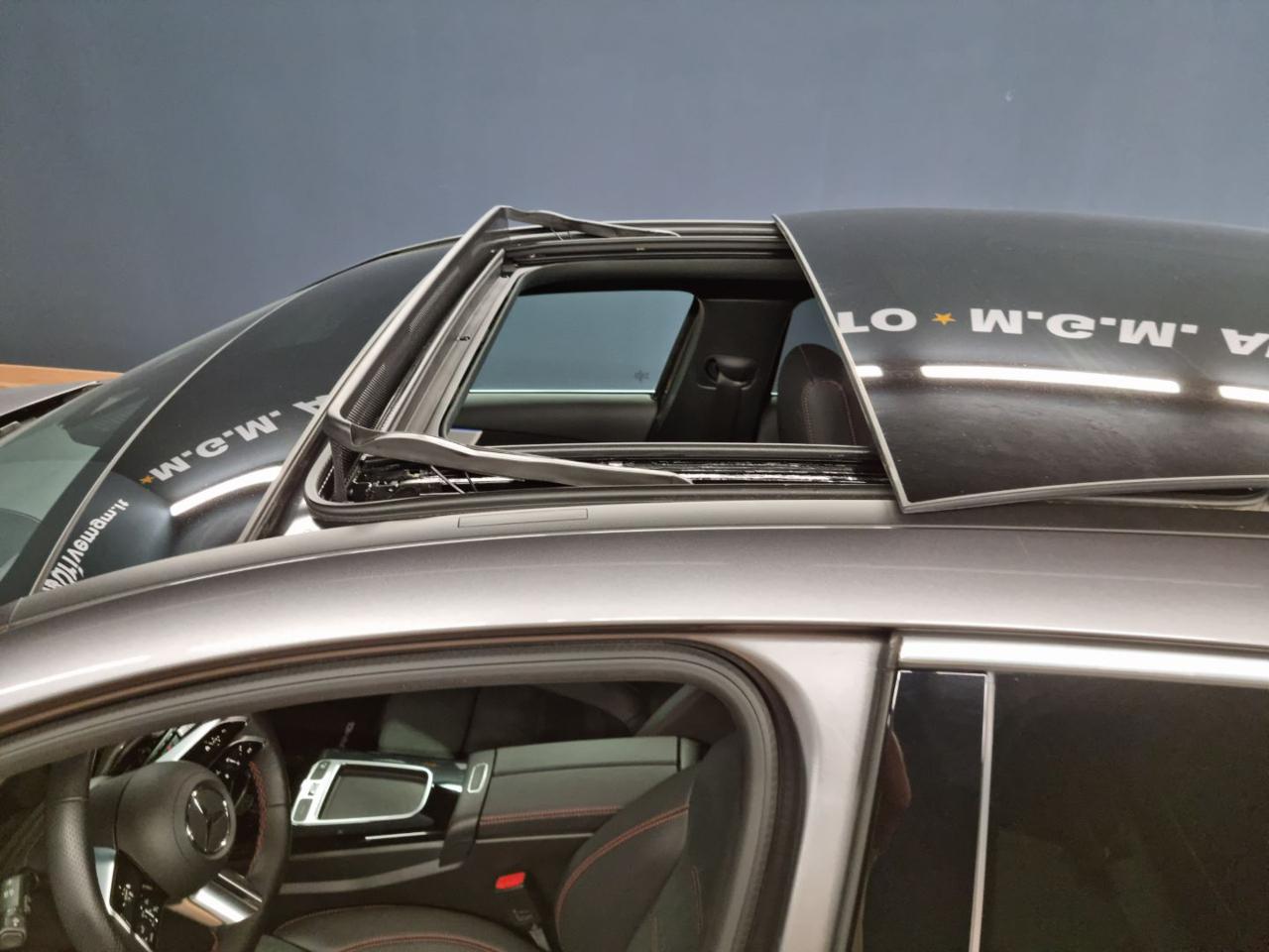 MERCEDES-BENZ A 180 Automatic AMG Line Premium Plus - 6