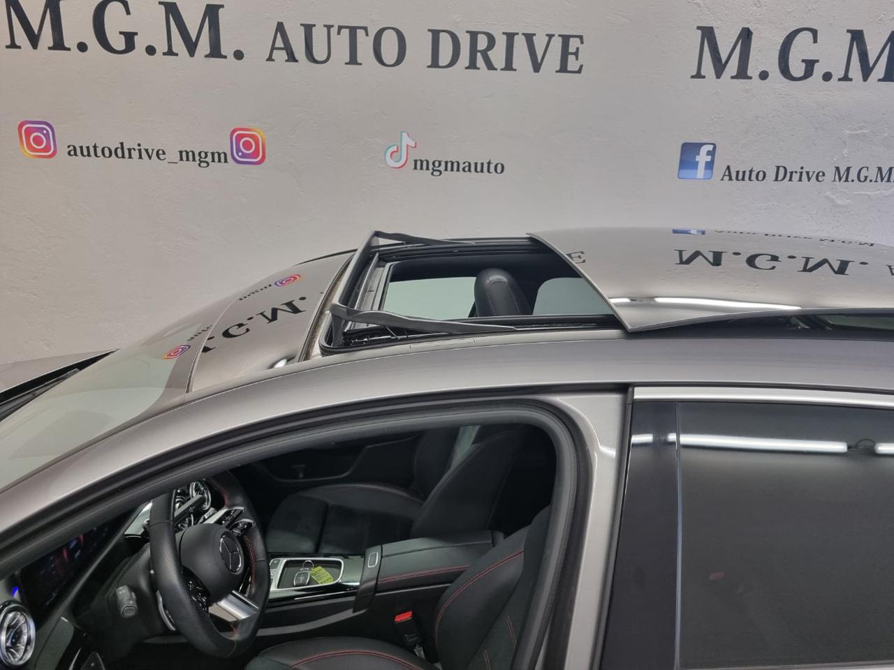 MERCEDES-BENZ A 180 Automatic AMG Line Premium Plus - 24