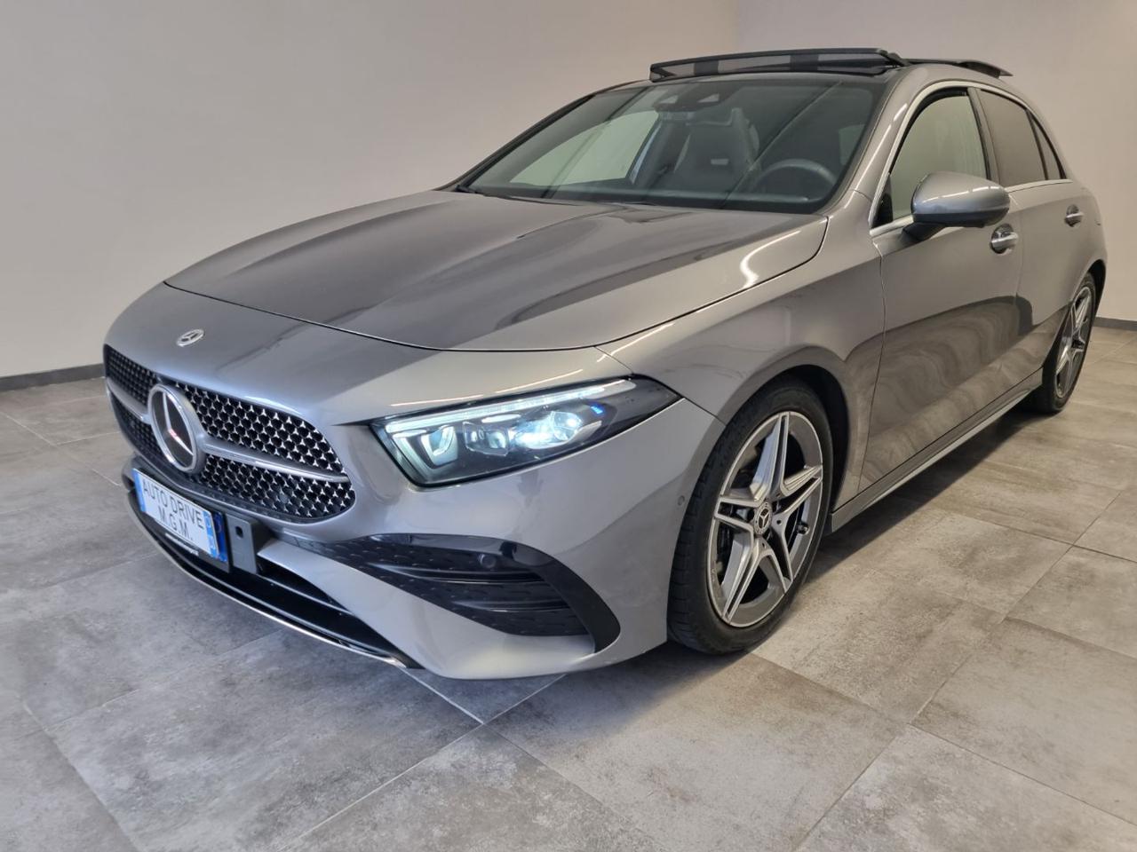 MERCEDES-BENZ A 180 Automatic AMG Line Premium Plus - 35