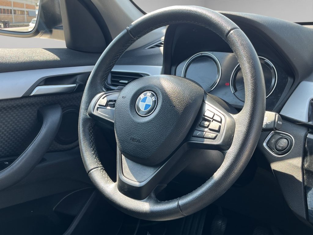 BMW X1 sDrive 16d - 11