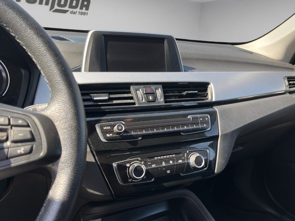 BMW X1 sDrive 16d - 14