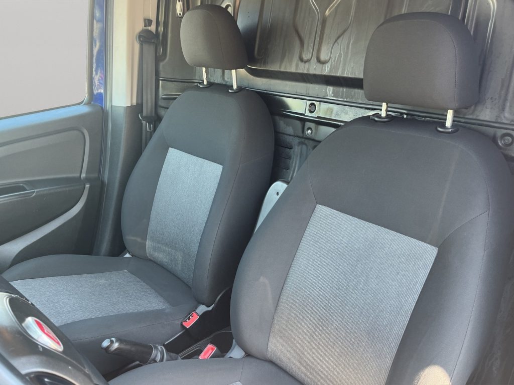 FIAT Doblo Maxi Lounge 1.6MJET 105CV - 8