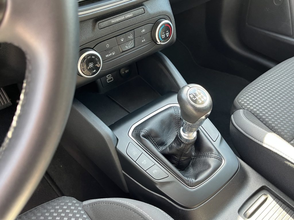 FORD Focus SW 1.5 120CV Autocarro - 13