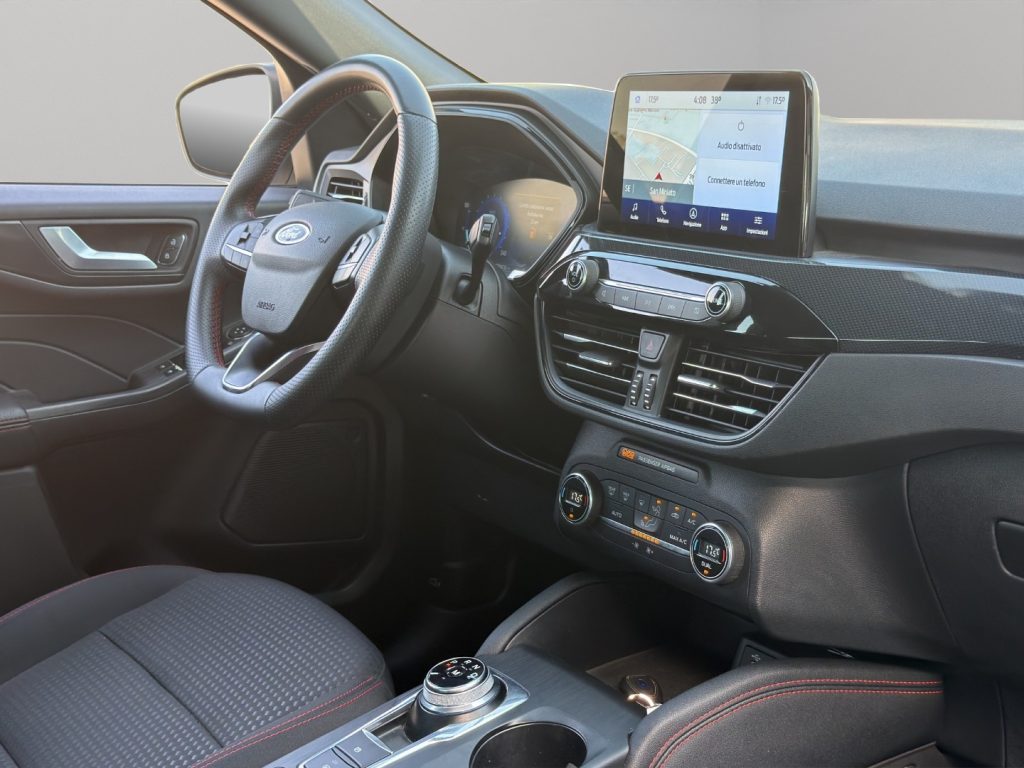 FORD Kuga 1.5 120CV ST-Line Automatico - 10