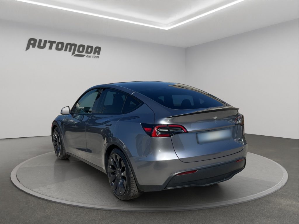 TESLA Model Y Performance Dual Motor 4WD - 6