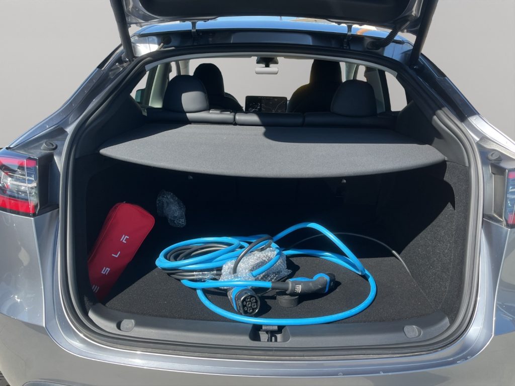 TESLA Model Y Performance Dual Motor 4WD - 15