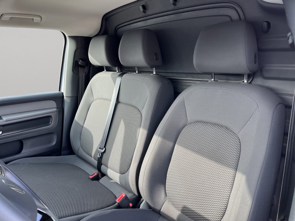VOLKSWAGEN ID.Buzz Cargo 82kWh Automatico - 8