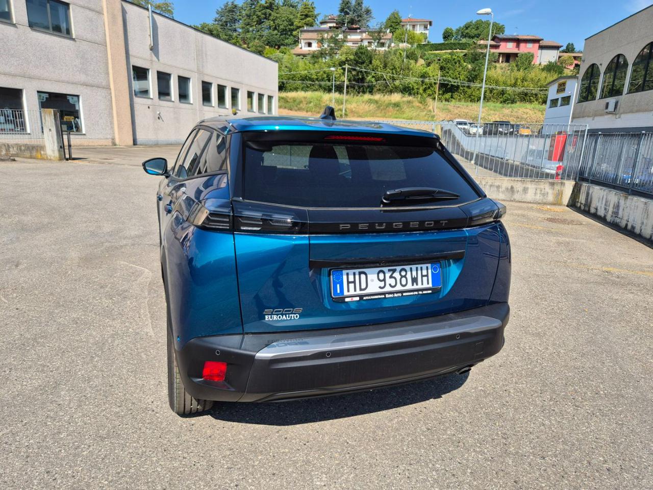 PEUGEOT 2008 PureTech 100 S&S Allure - 8
