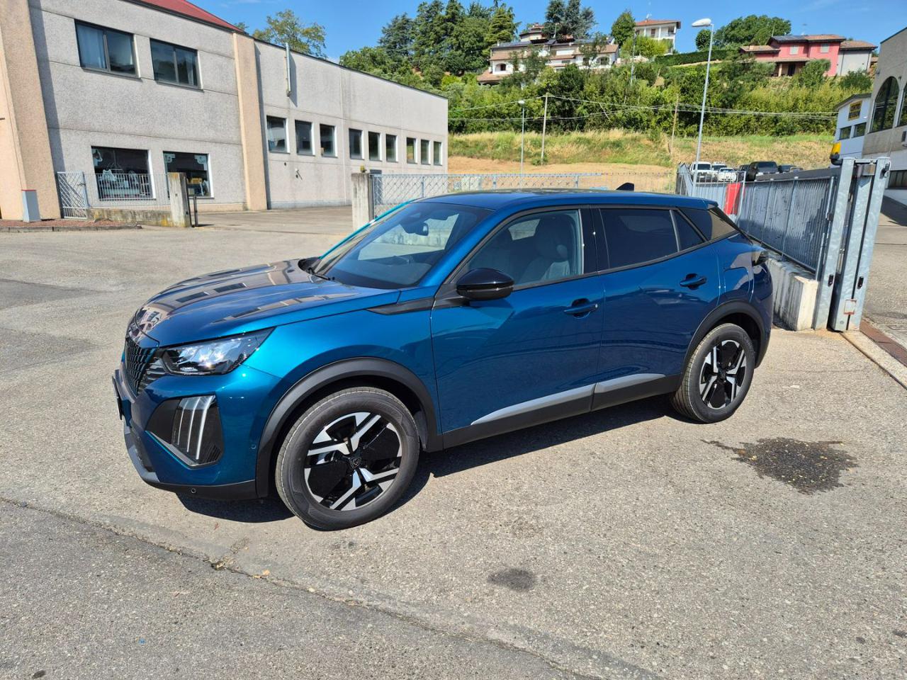 PEUGEOT 2008 PureTech 100 S&S Allure - 3