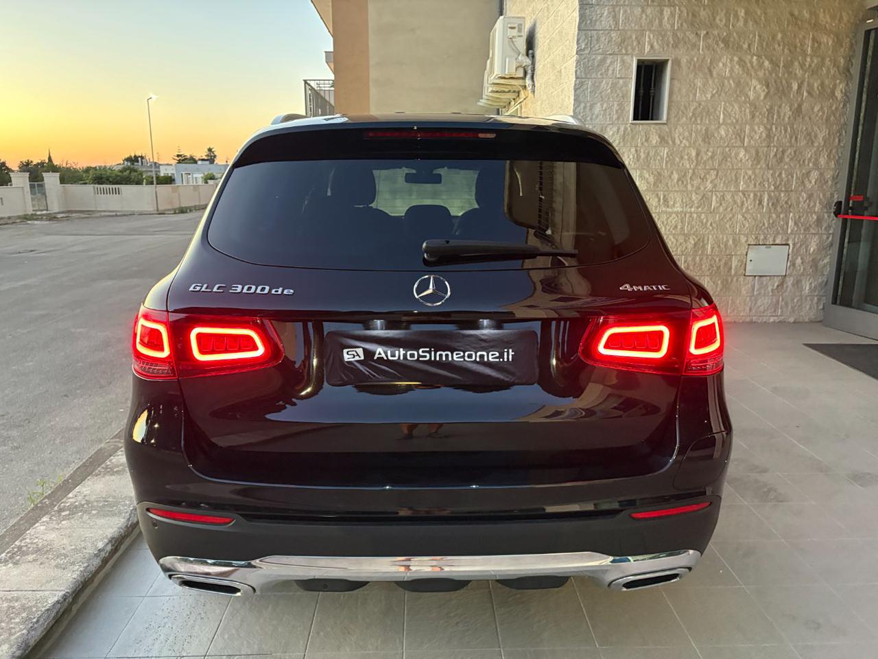 MERCEDES-BENZ GLC 300 de 4Matic Plug-in hybrid Sport. - 6
