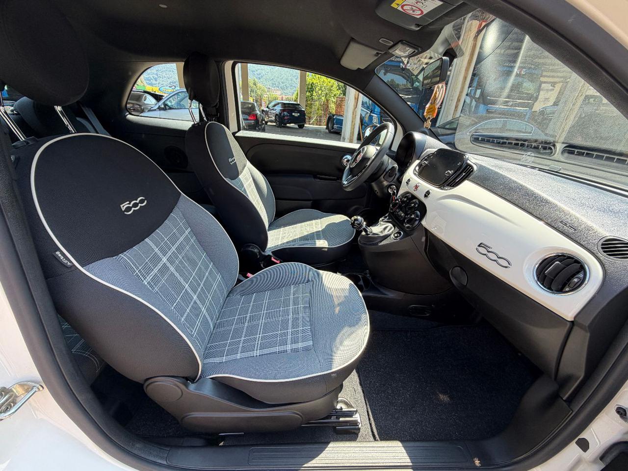 FIAT 500 1.0 Hybrid Lounge - 12