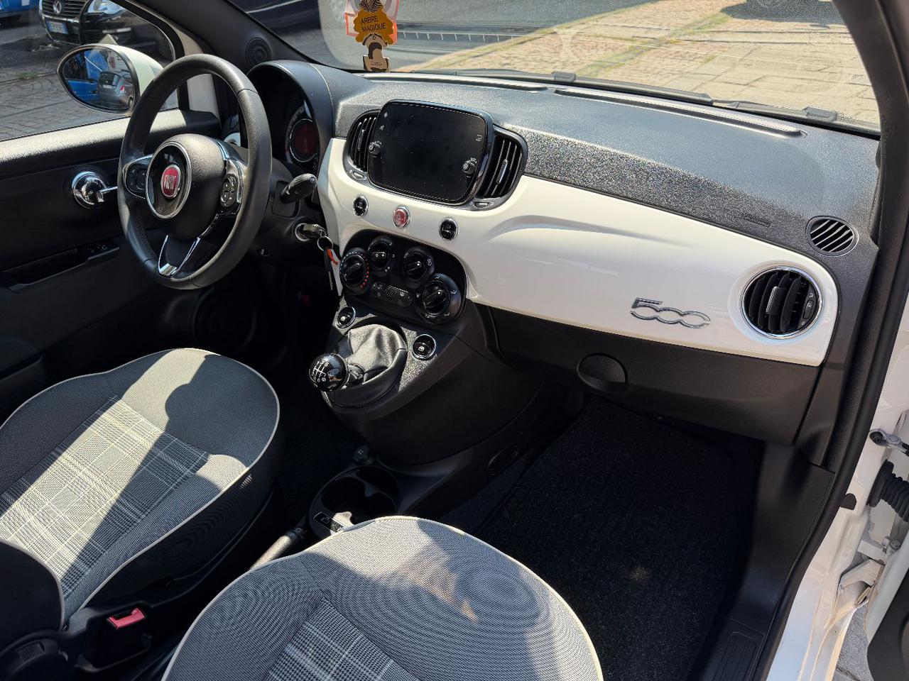 FIAT 500 1.0 Hybrid Lounge - 13