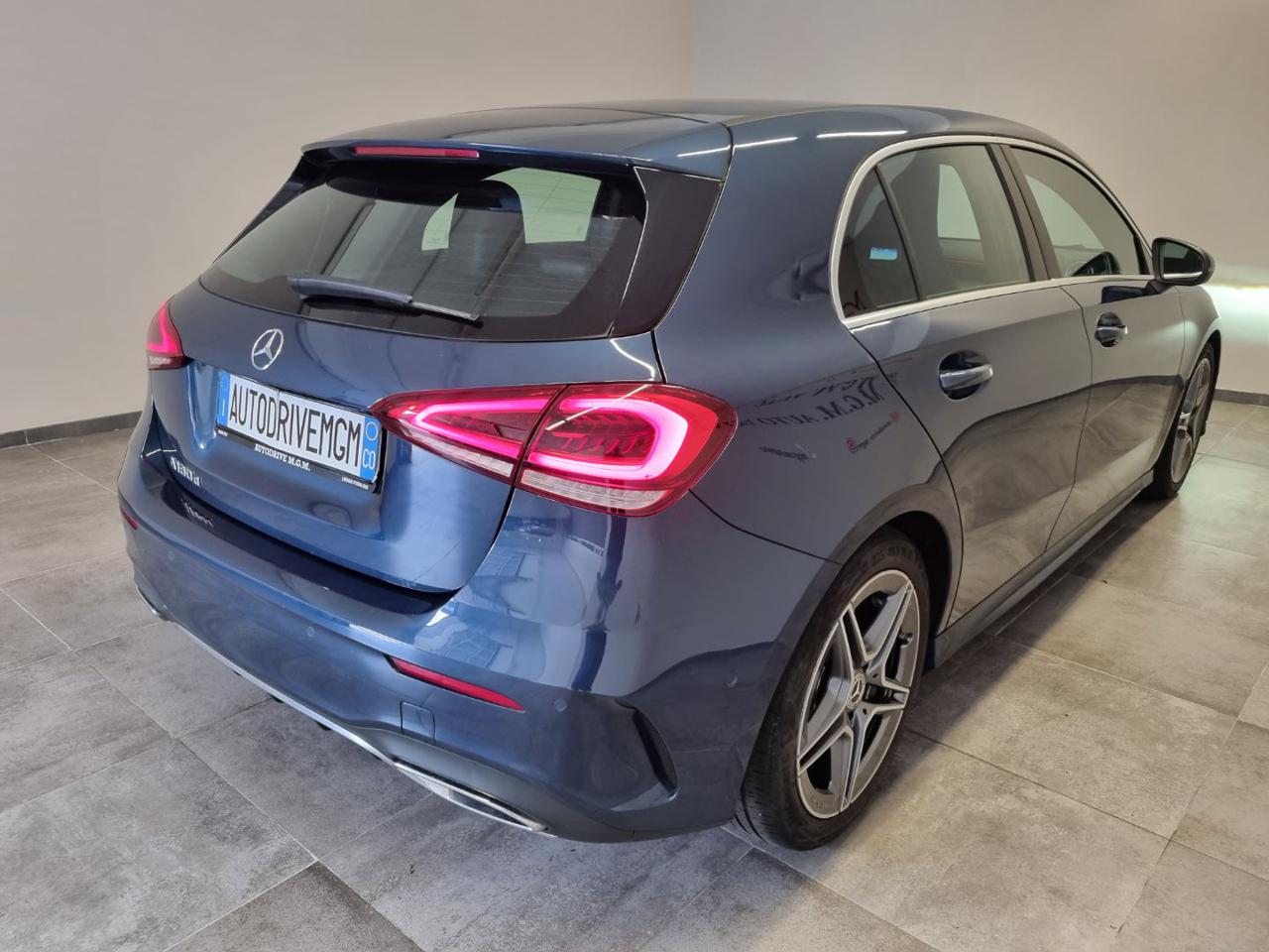 MERCEDES-BENZ A 180 d Automatic Premium - 25