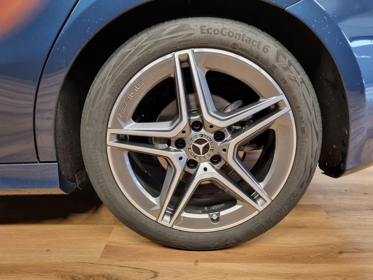 MERCEDES-BENZ A 180 d Automatic Premium - 15