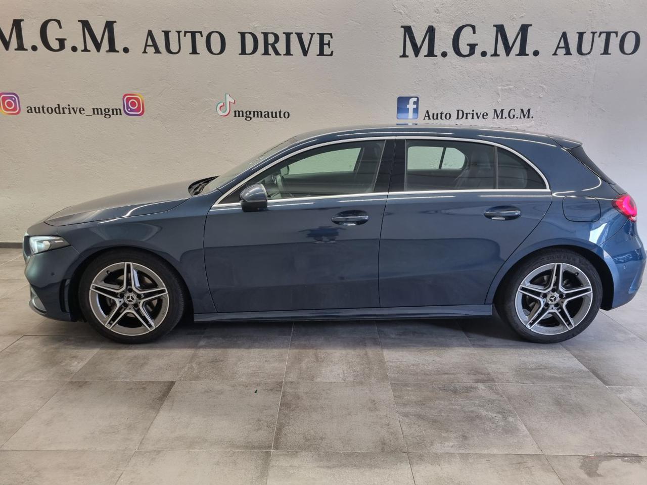 MERCEDES-BENZ A 180 d Automatic Premium - 2