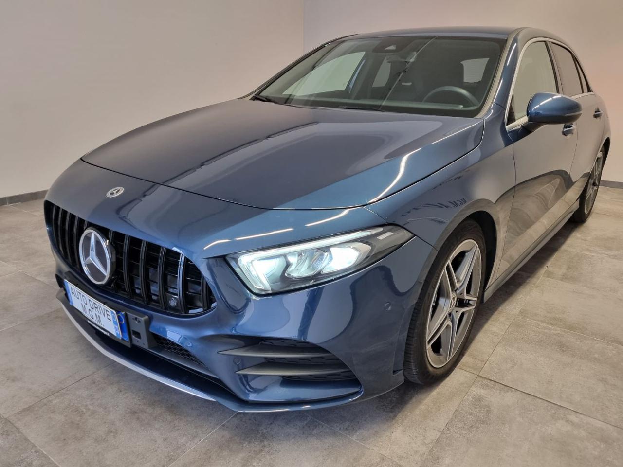 MERCEDES-BENZ A 180 d Automatic Premium - 32