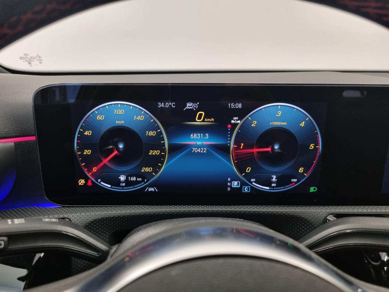 MERCEDES-BENZ A 180 d Automatic Premium - 6