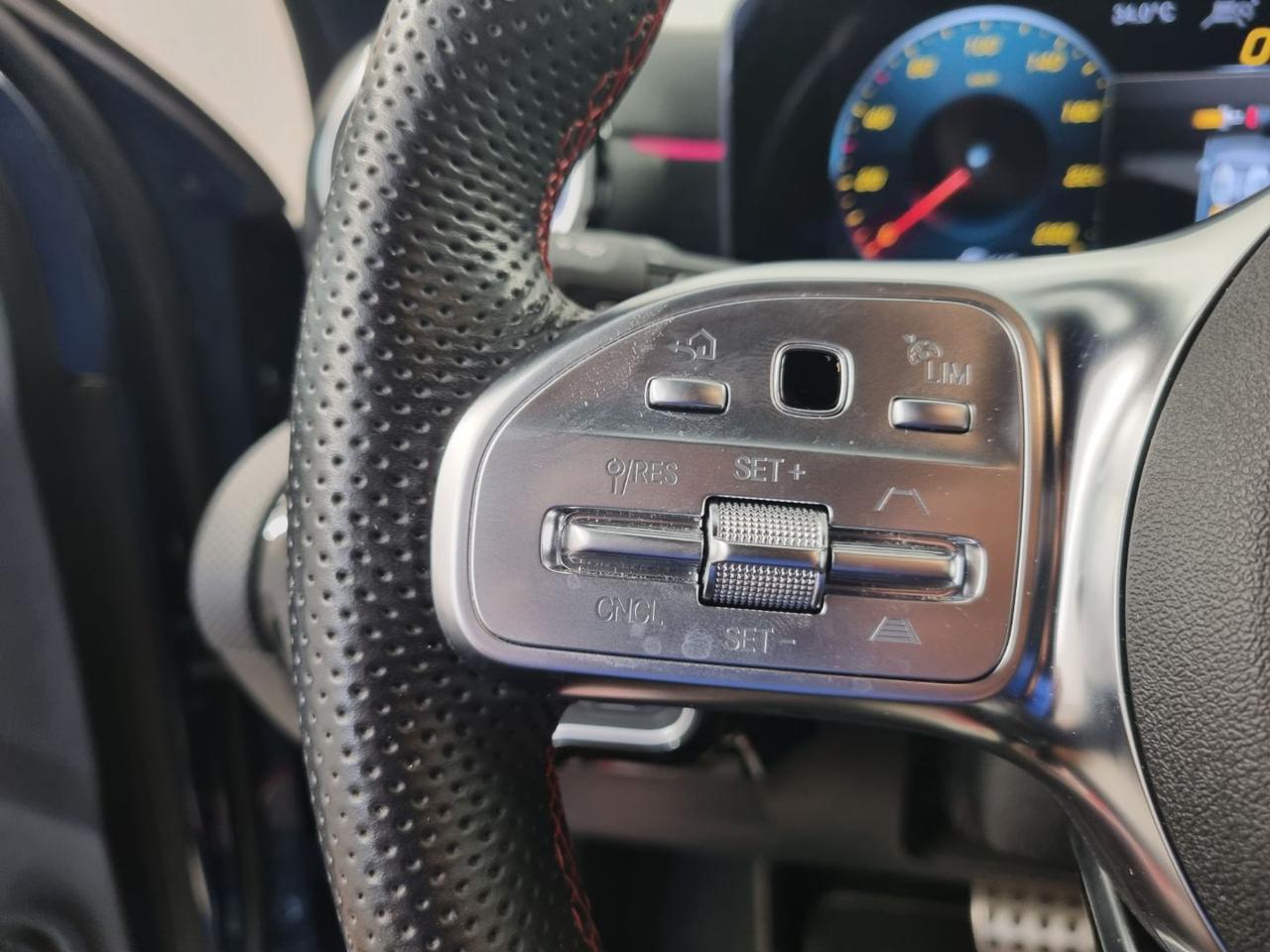 MERCEDES-BENZ A 180 d Automatic Premium - 21