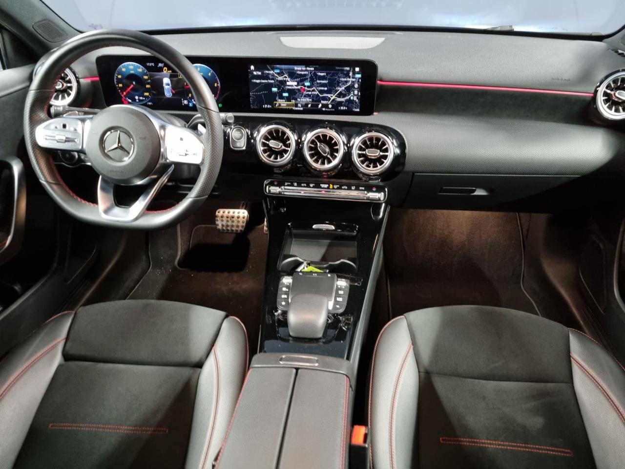 MERCEDES-BENZ A 180 d Automatic Premium - 8