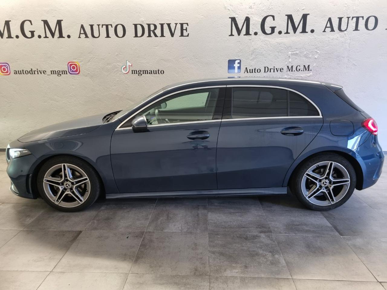 MERCEDES-BENZ A 180 d Automatic Premium - 2