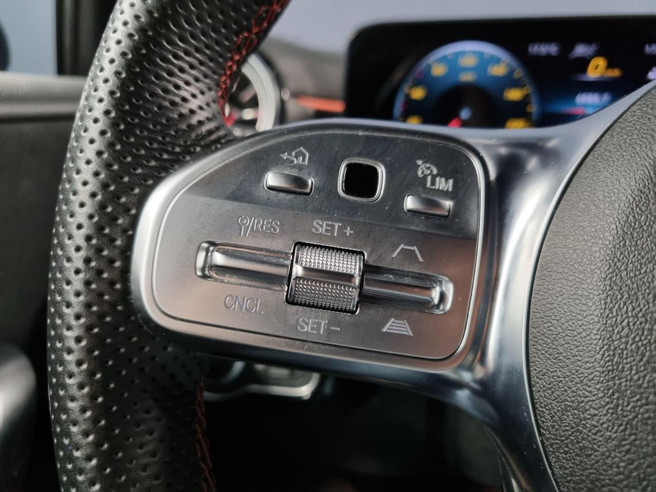MERCEDES-BENZ A 180 d Automatic Premium - 12