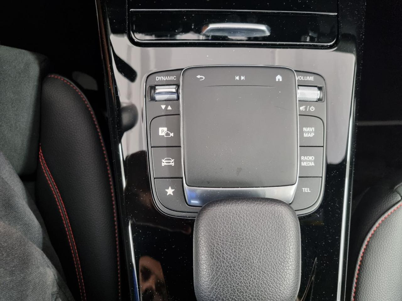MERCEDES-BENZ A 180 d Automatic Premium - 14