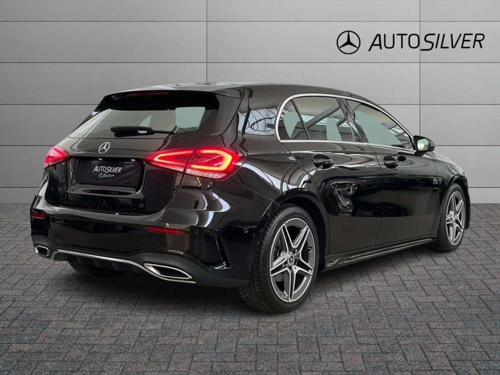 MERCEDES-BENZ A 180 Automatic Premium - 2