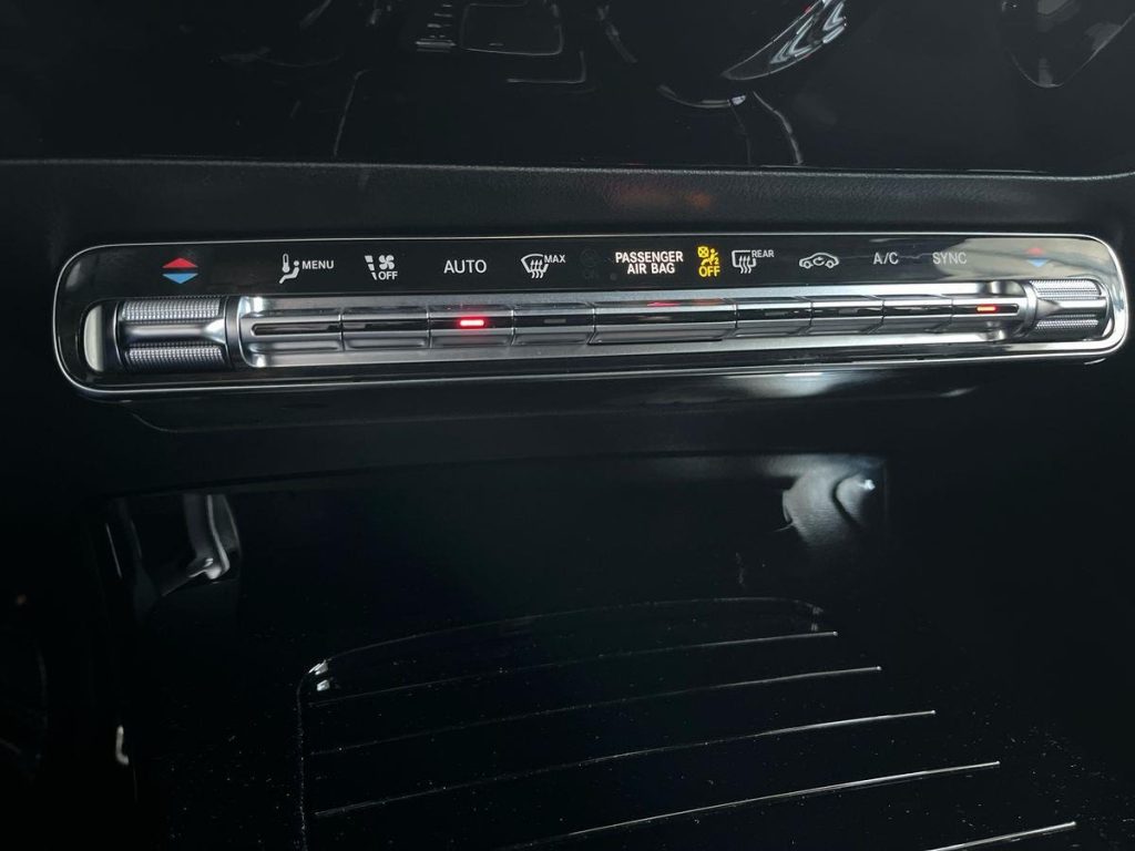MERCEDES-BENZ A 180 Automatic Premium - 13