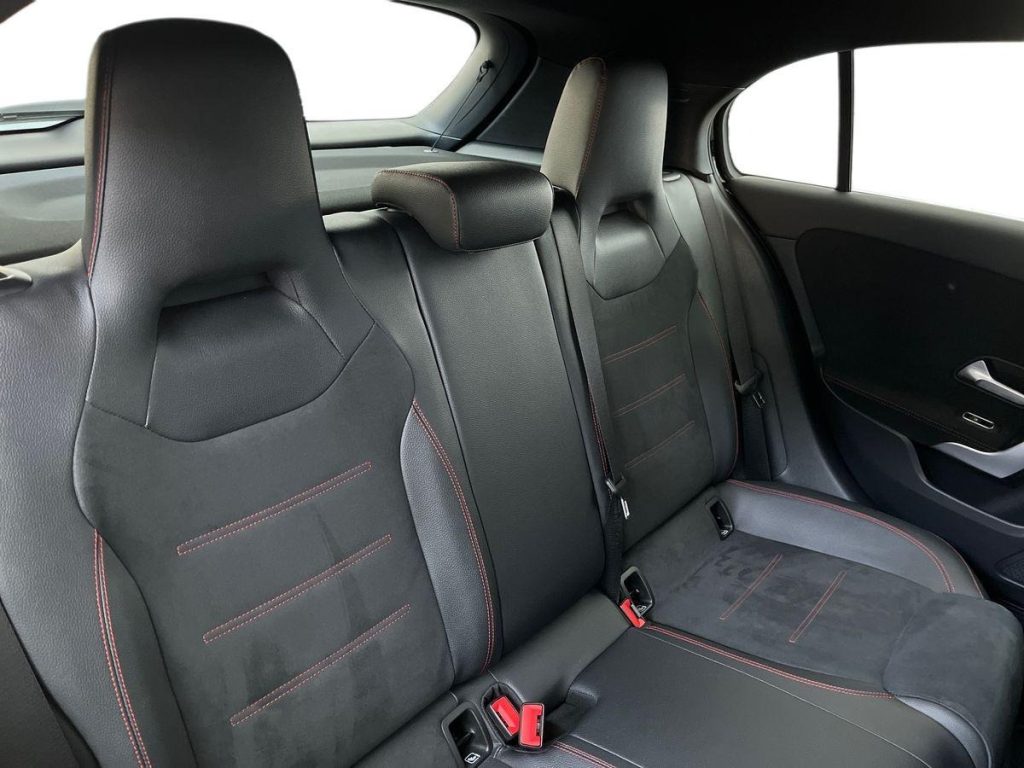 MERCEDES-BENZ A 180 Automatic Premium - 16