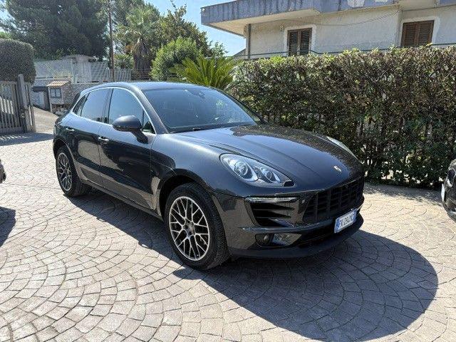 PORSCHE Macan Grigio metallizzato
