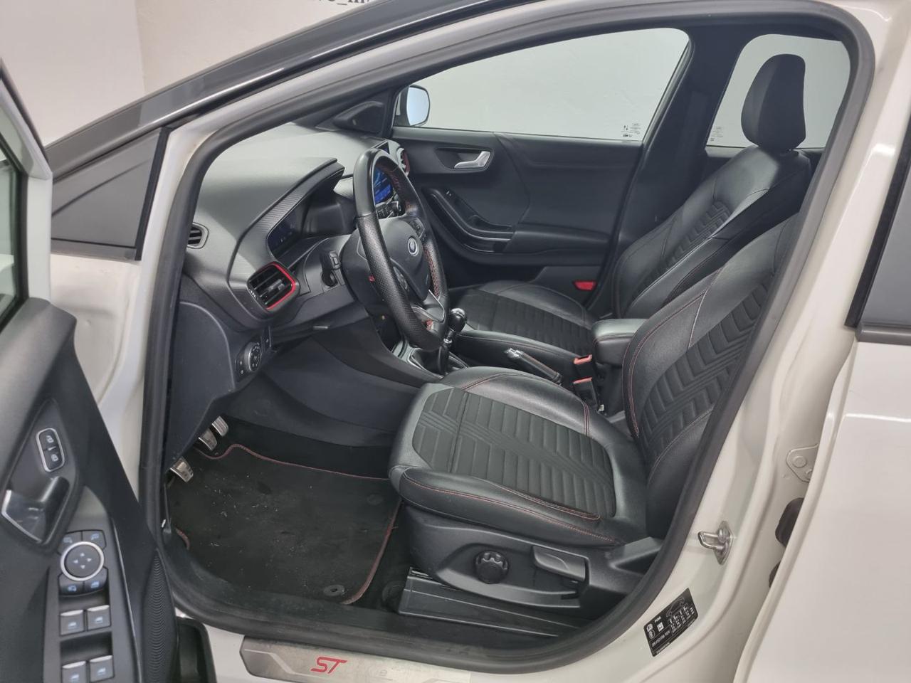 FORD Puma 1.0 EcoBoost Hybrid 125 CV S&S ST-Line X - 8