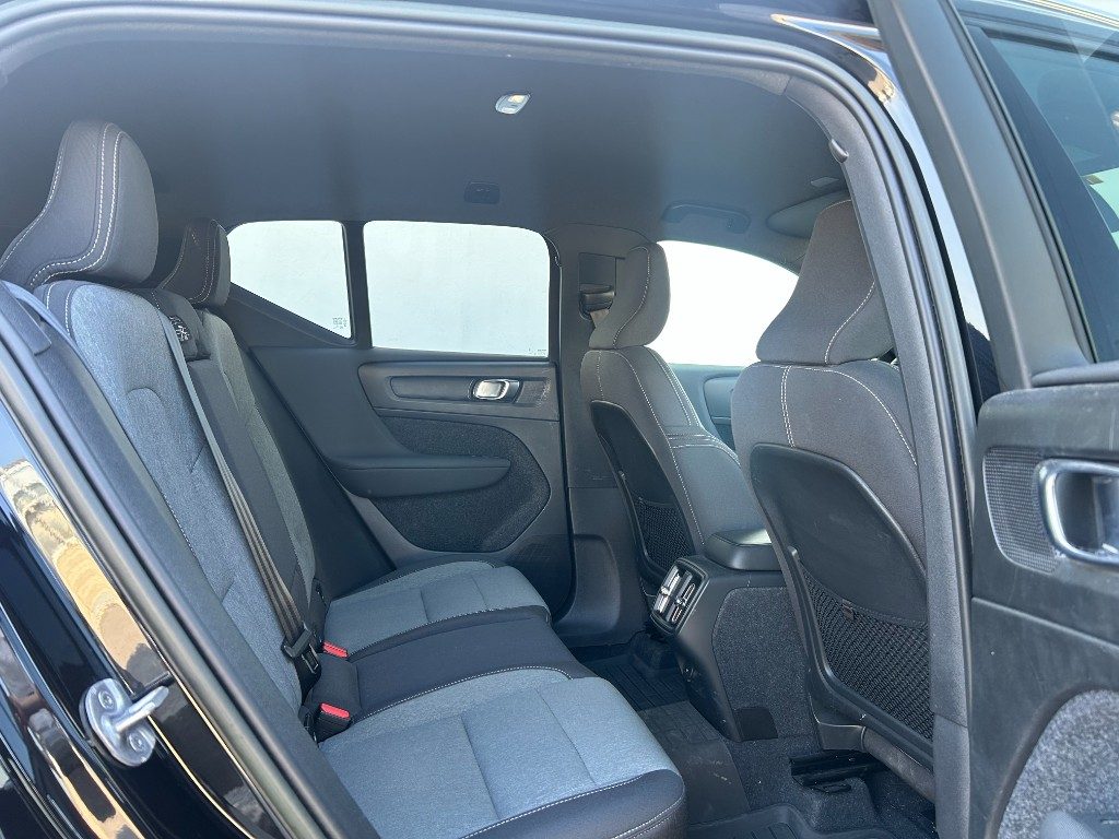VOLVO XC40 B4 AWD automatico Core - Foto 6