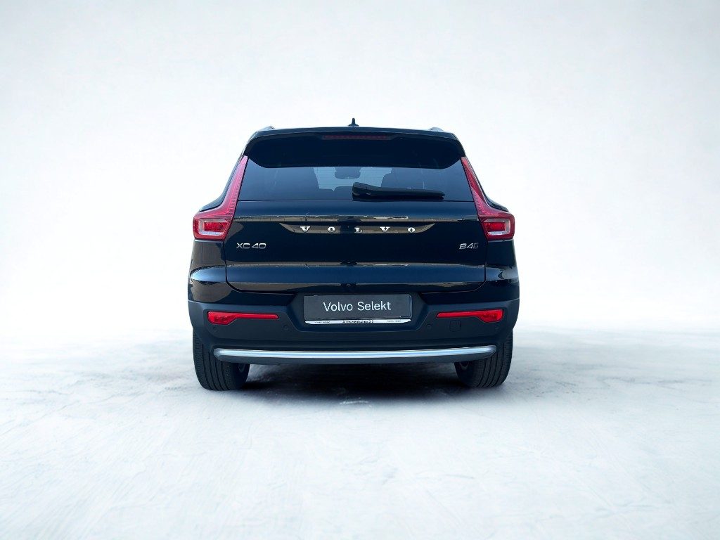VOLVO XC40 B4 AWD automatico Core - Grid Foto 7