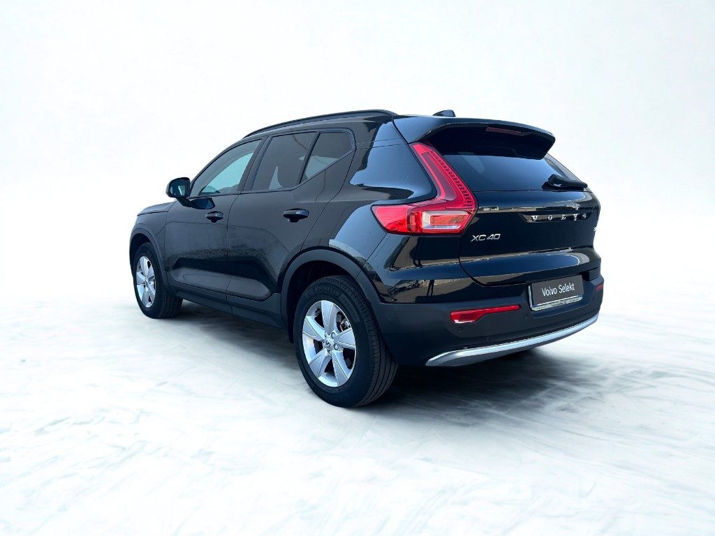 VOLVO XC40 B3 automatico Essential - Foto 2