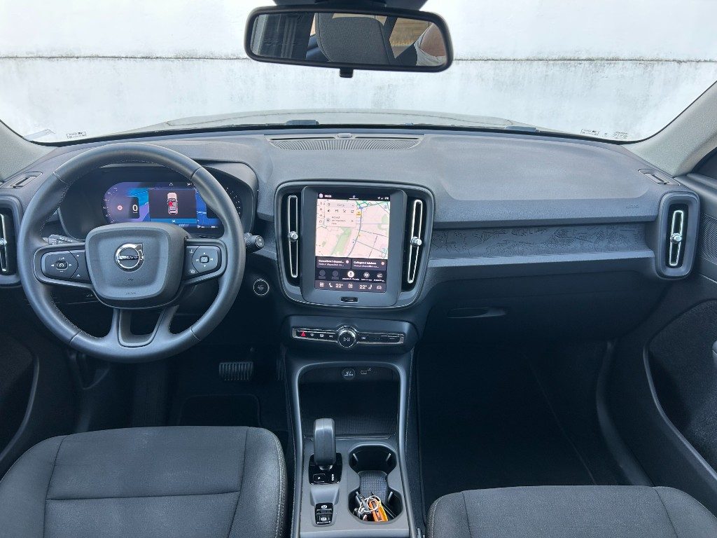 VOLVO XC40 B3 automatico Essential - Foto 5