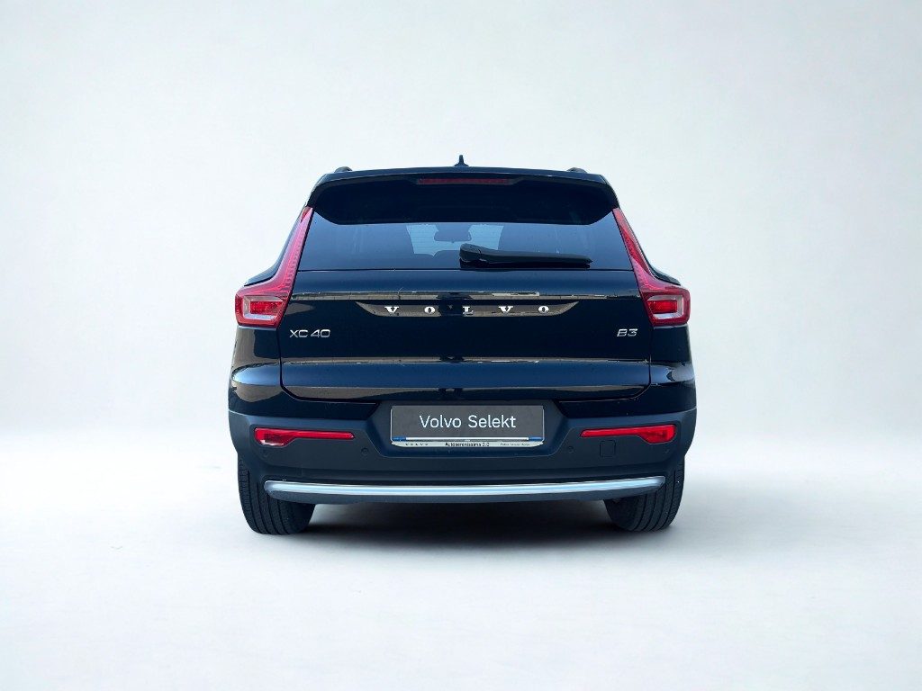VOLVO XC40 B3 automatico Essential - Grid Foto 7