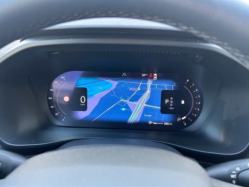 VOLVO XC40 B3 automatico Essential - Grid Foto 11