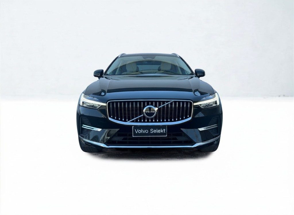 VOLVO XC60 B4 (d) automatico Inscription - Grid Foto 8