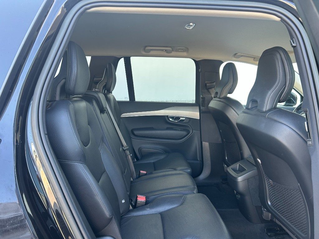 VOLVO XC90 B5 (d) AWD automatico 7 posti Momentum Pro - Foto 6