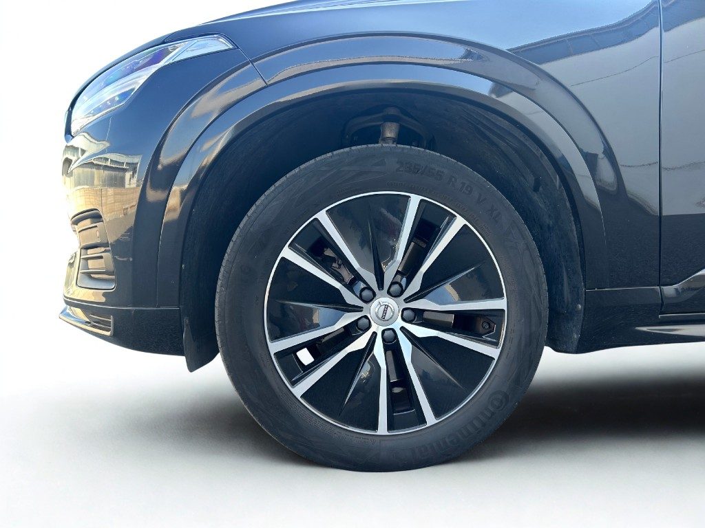 VOLVO XC90 B5 (d) AWD automatico 7 posti Momentum Pro - Grid Foto 9