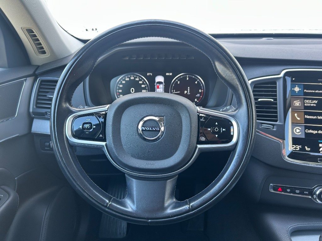 VOLVO XC90 B5 (d) AWD automatico 7 posti Momentum Pro - Grid Foto 10