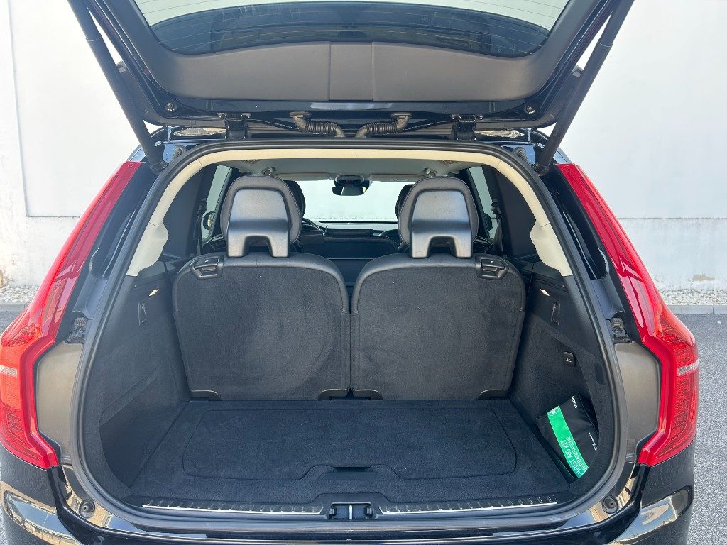 VOLVO XC90 B5 (d) AWD automatico 7 posti Momentum Pro - Grid Foto 14
