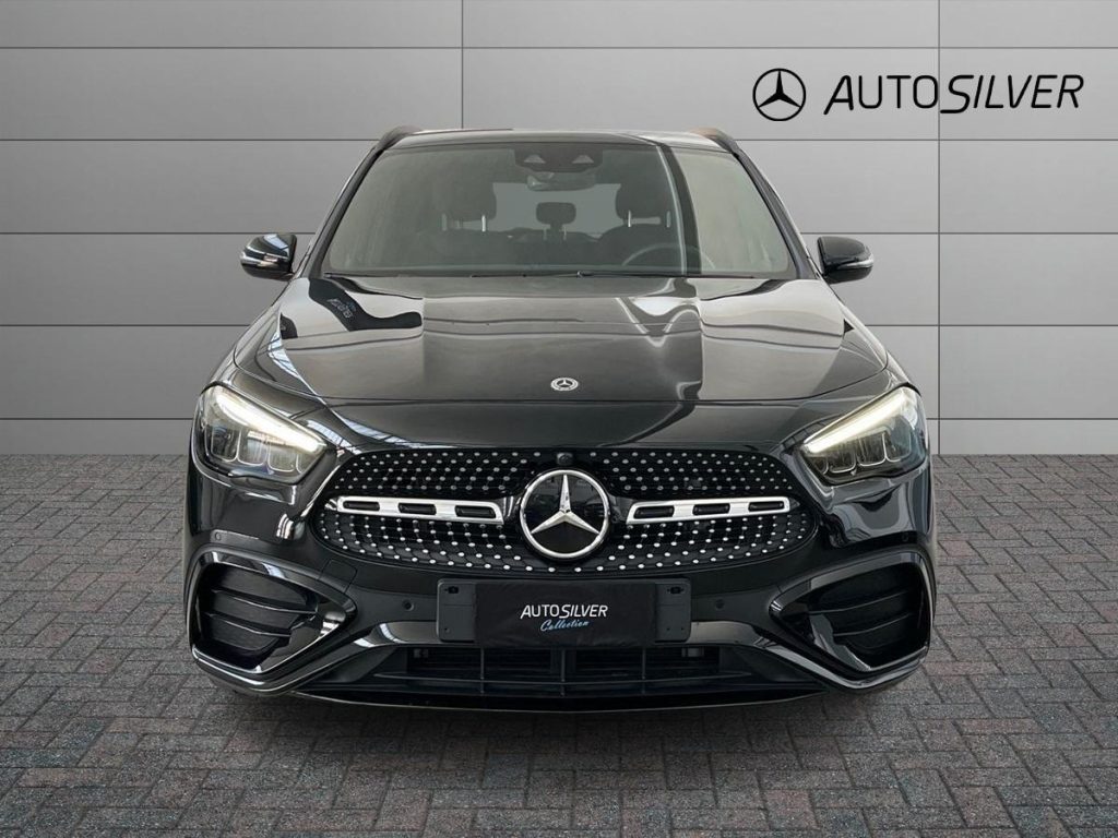 MERCEDES-BENZ GLA 200 d 4matic AMG Line Advanced Plus - 3