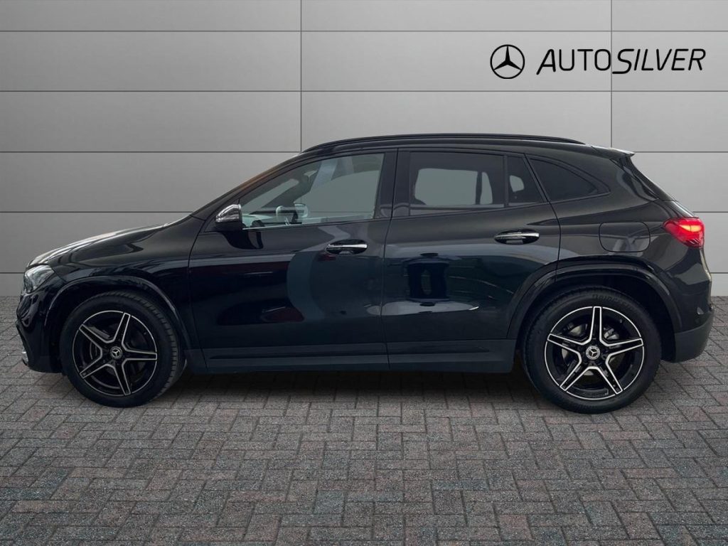 MERCEDES-BENZ GLA 200 d 4matic AMG Line Advanced Plus - 6