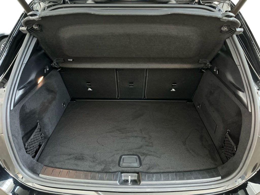 MERCEDES-BENZ GLA 200 d 4matic AMG Line Advanced Plus - 13