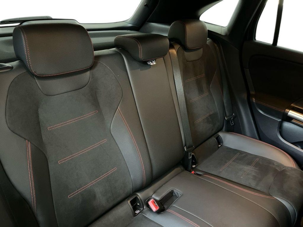 MERCEDES-BENZ GLA 200 d 4matic AMG Line Advanced Plus - 15