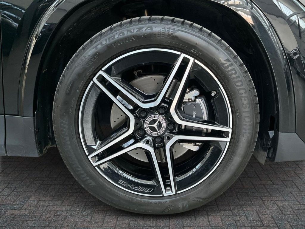 MERCEDES-BENZ GLA 200 d 4matic AMG Line Advanced Plus - 7