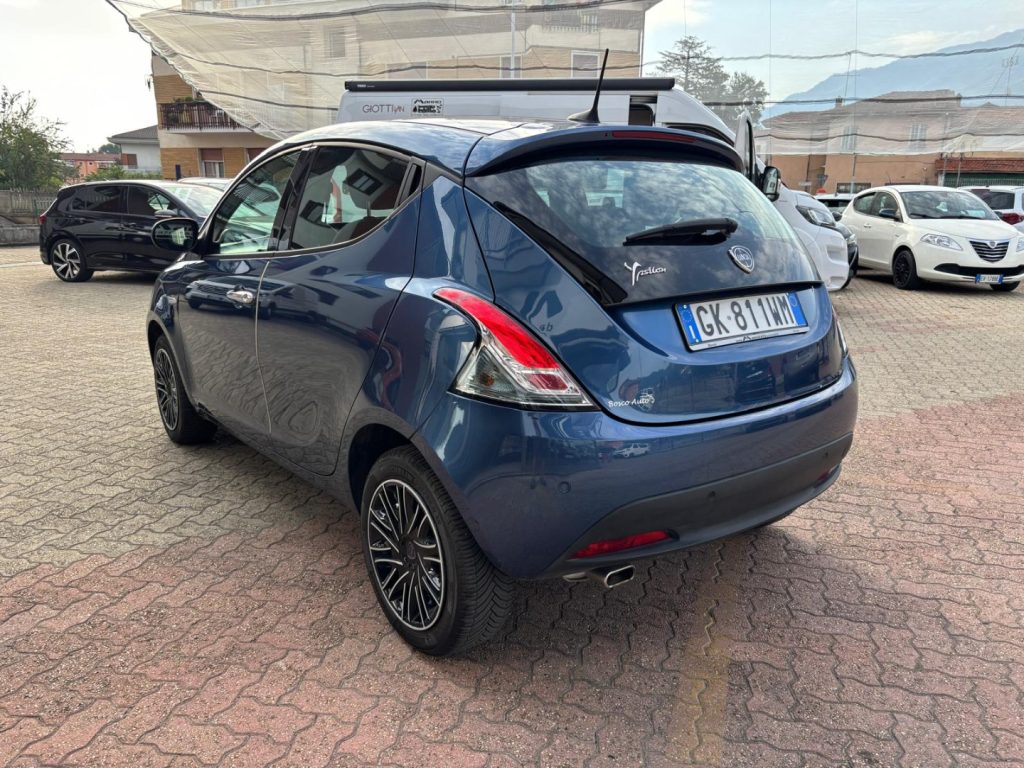 LANCIA Ypsilon 1.2 69 CV GPL Gold UNIPROPRIETARIO 5 POSTI - 5