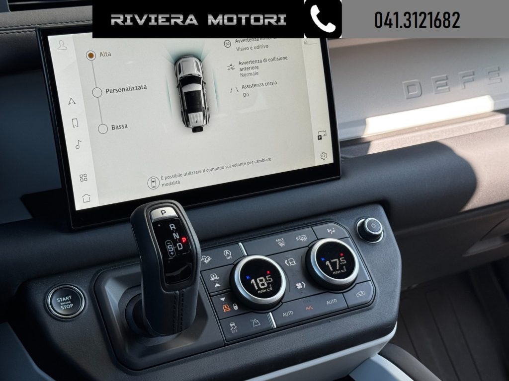 LAND ROVER Defender 110 3.0D I6 200 CV AWD Auto S - 8