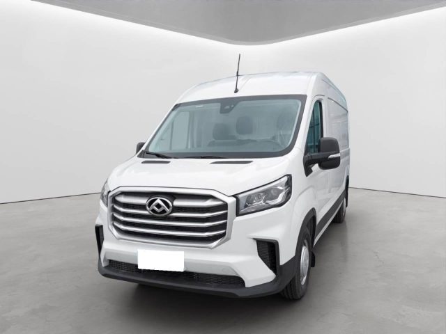 MAXUS Deliver 9 Bianco pastello